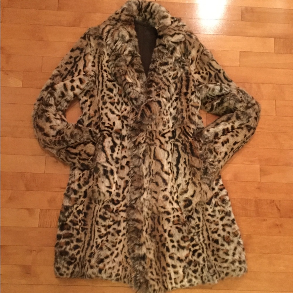 Leopard printed fur coat